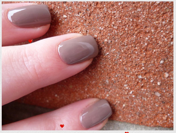 Lilou Nail Art présente le vernis à ongles Sweet Sultan de Priti NYC