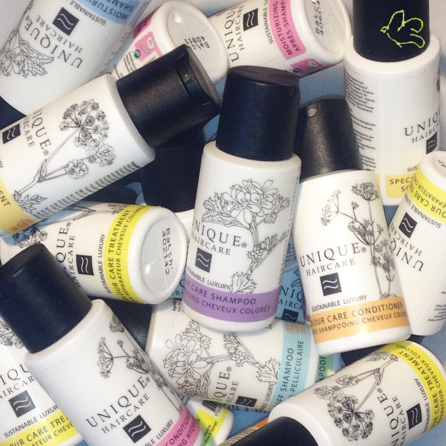 unique-haircare-shampooing-soin-capillaires-format-voyage