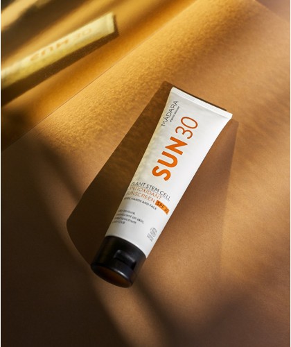 MADARA cosmetics Sonnencreme Plant Stem Cell Körper Sunscreen SPF30 organic skincare Naturkosmetik
