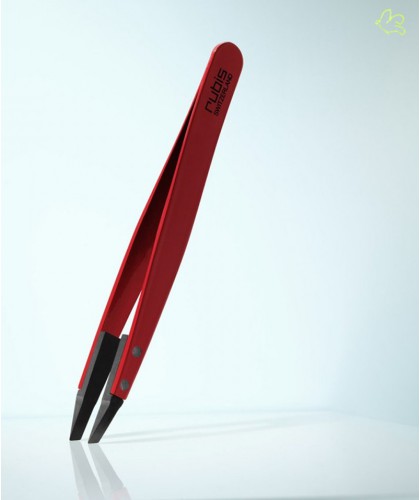 RUBIS Switzerland Pince à Épiler Classic Techno mors biais - Rouge Homme barbe poils high tech design