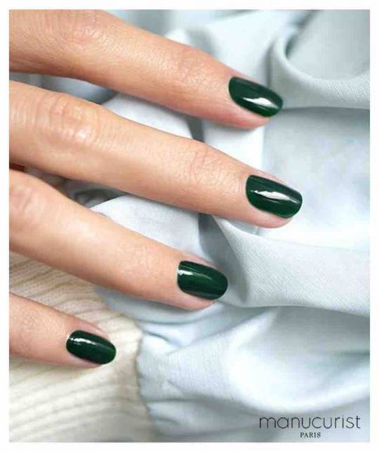 Nagellack GREEN Manucurist Paris Emerald smaragd grün