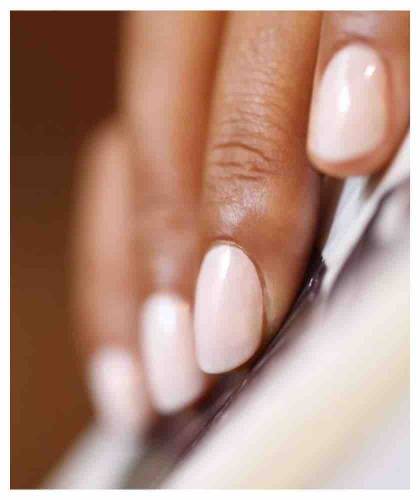 MANUCURIST | Gel nail polish Green FLASH Milky White