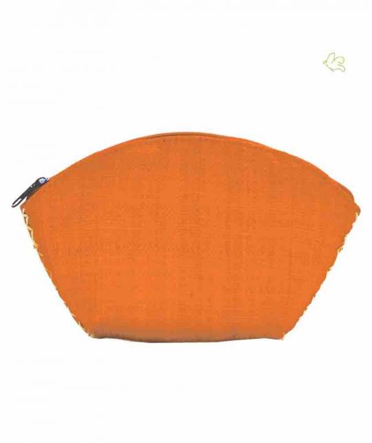 Raffia cosmetic bag orange l'Officina Paris natural beauty pouch beach summer trend