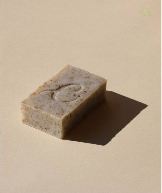 Organic moisturizing soap Mint & Eucalyptus Les Essentiels body face natural cosmetics France
