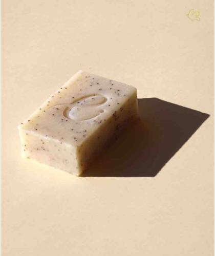 Organic moisturizing soap Exfoliating Lemon & Mint Les Essentiels natural cosmetics France