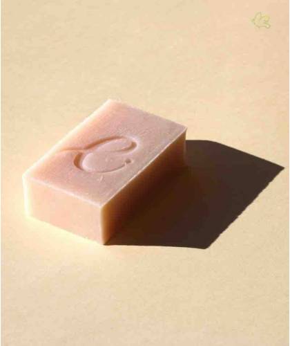 Organic moisturizing soap Geranium Rosa rose pink Les Essentiels natural cosmetics France