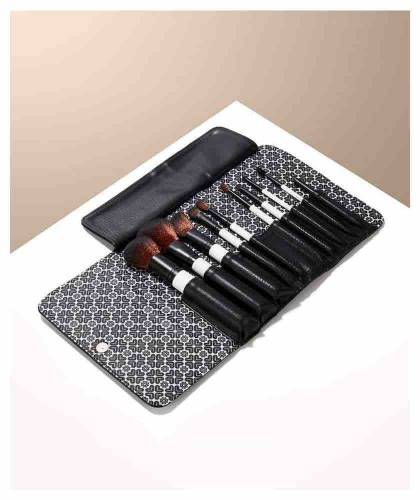 Lily Lolo 10 Piece Luxury Brush Set professional makeup pouch