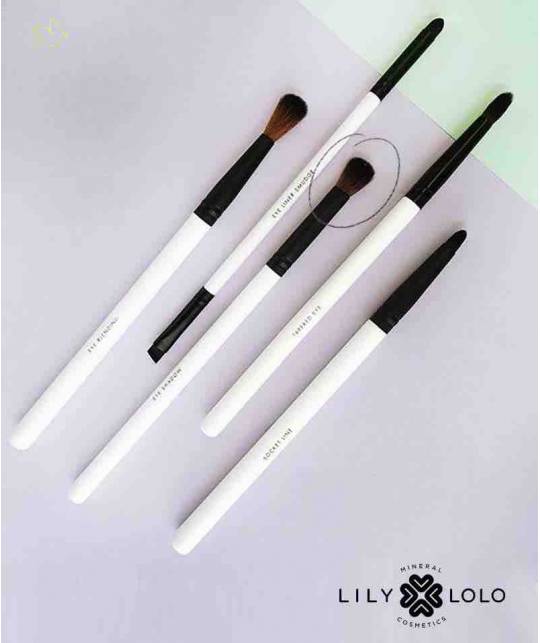 Lily Lolo Lidschattenpinsel Eye Shadow Brush mineral cosmetics Naturkosmetik l'Officina Paris