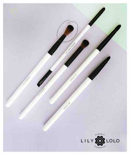 Lily Lolo Eye Blending Brush Makeup Pinsel Lidschatten mineral cosmetics l'Officina Paris