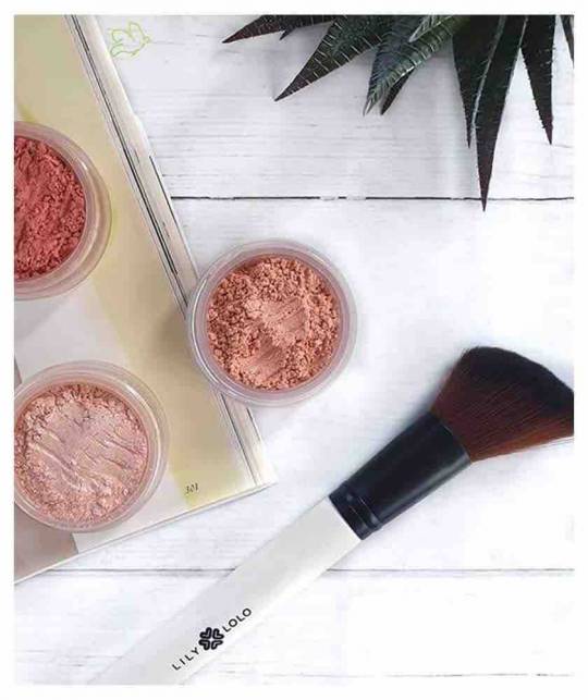 Lily Lolo Angled Blush Brush mineral cosmetics natural makeup l'Officina Paris