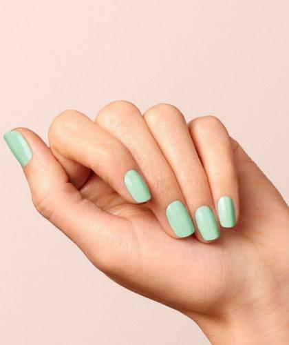 Nail Polish Green Manucurist mint natural manicure l'Officina Paris