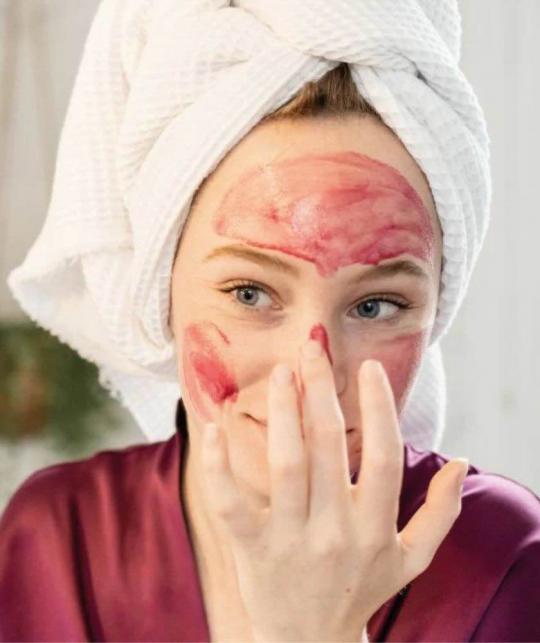 Clémence & Vivien Naturkosmetik Ultra sanfte Peeling Maske AHA, PHA empfindliche Haut
