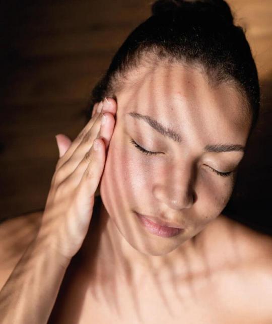 Self-tanning Drops Clémence & Vivien Natural cosmetics organic skincare hyaluronic acid