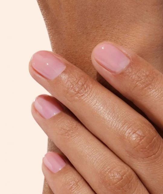 Active Glow Manucurist nail care polish Soap nails clean healthy l'Officina Paris