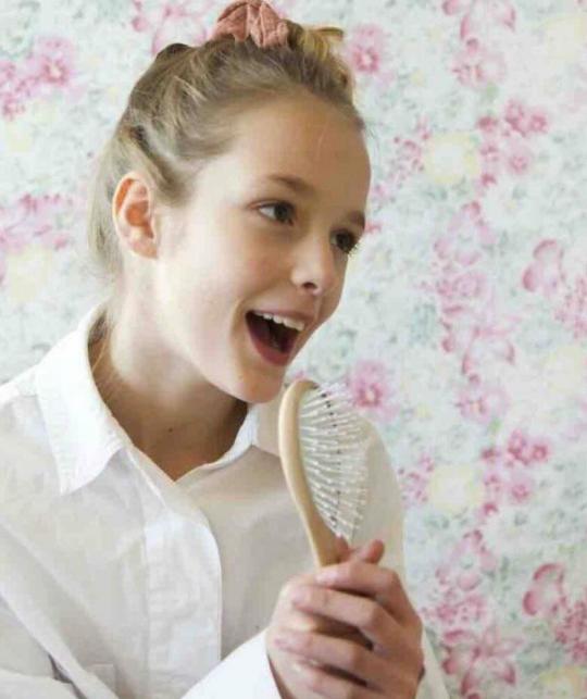 Soft Bristle Hair Brush wooden handle Detangle Volume BACHCA Paris l'Officina