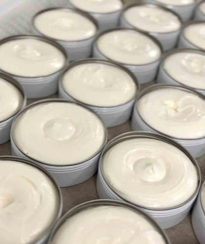 Whipped cream Shea Butter & Coconut organic body care Les Essentiels l'Officina Paris