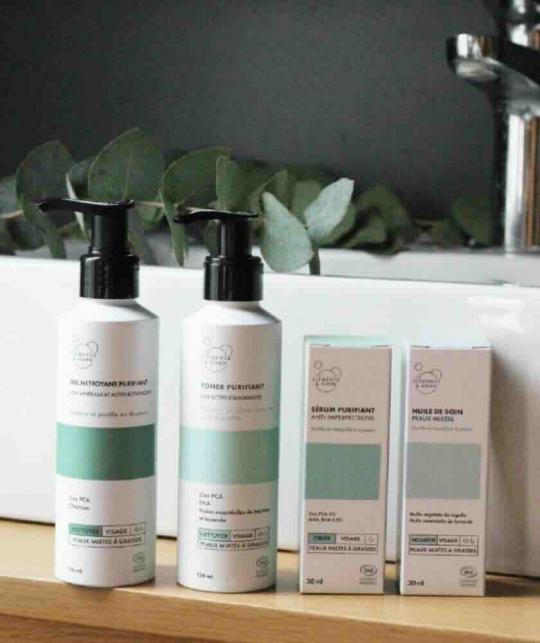 Tonique visage naturel Clémence & Vivien en routine beauté purifiante