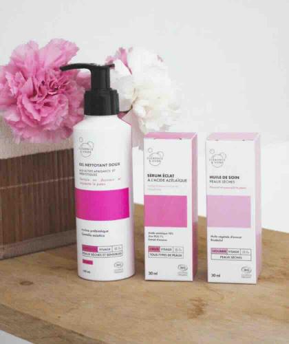Pflegeroutine für empfindliche Haut mit dem milden Reinigungsgel von Clémence & Vivien