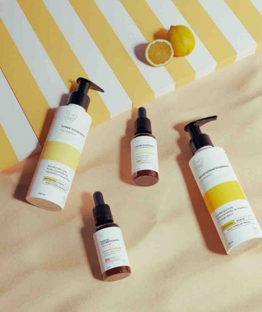 Gesichtspflege Routine im Sommer vitamin C Selbstbräunungstropfen Clémence & Vivien Naturkosmetik