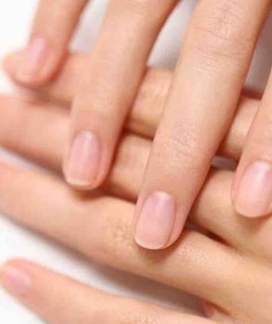 Manucurist Nagelpflege für gesunde, kräftige Nägel L'Officina Paris