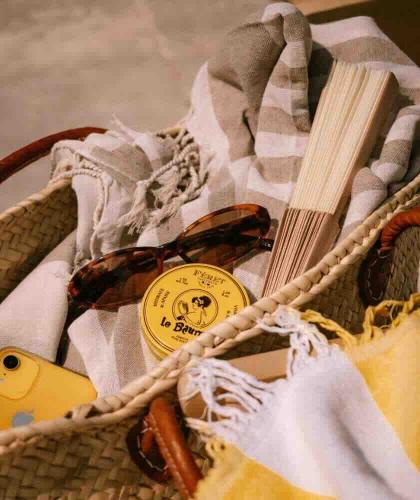 Féret Parfumeur The Balm Rose fragrance, multi-use for lips, hands and face, 100% natural formula – L’Officina Paris