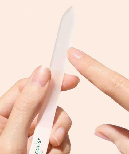 Feine Körnung Glas-Nagelfeile für präzises Feilen und gesunde Nägel – Manucurist | L’Officina Paris