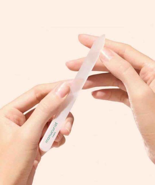 Manucurist Premium Glas-Nagelfeile mit feiner Körnung für tadellose Maniküre
