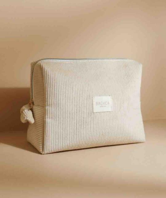 Große Kosmetiktasche aus Cordvelours in Sandbeige – BACHCA Paris L’Officina Paris