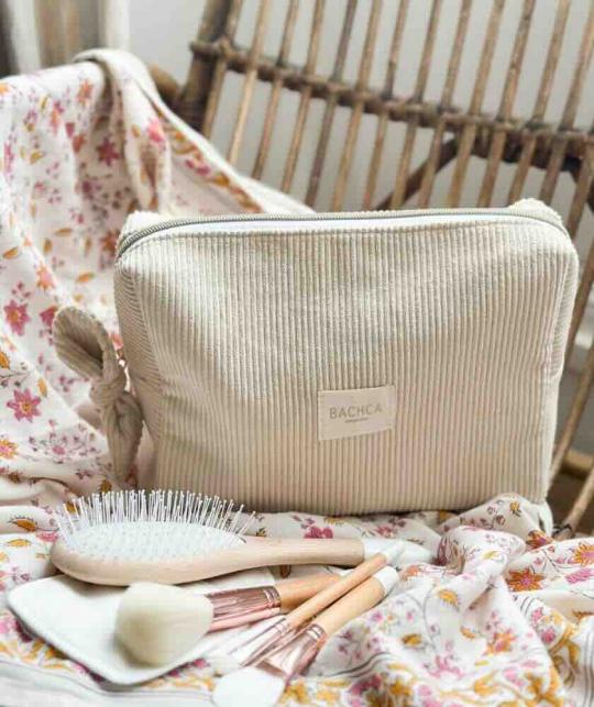 BACHCA Paris Large toiletry bag styled with hair brushes and beauty accessories - French style – L’Officina Paris