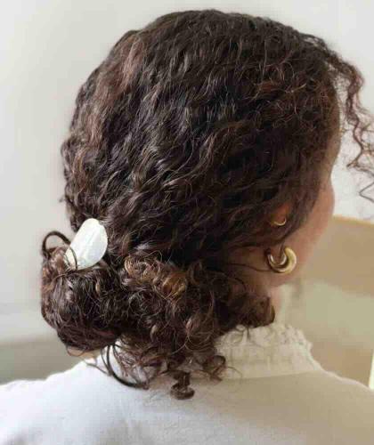 Haaraccessoire in Perlmutt -Haargummi BACHCA Paris, Französischer Stil, bei L’Officina Paris