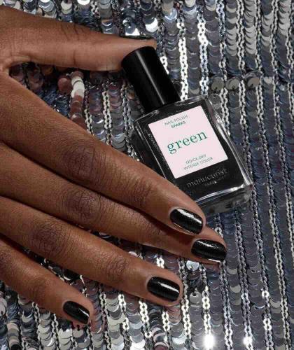 Sparks, vernis noir intense pailleté avec finition scintillante GREEN™ Manucurist – manucure chic
