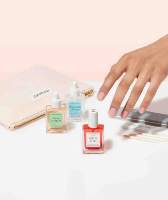 Manucurist Glow Maniküre Set Nagelpflege rosa - Geschenk-Set Angebot