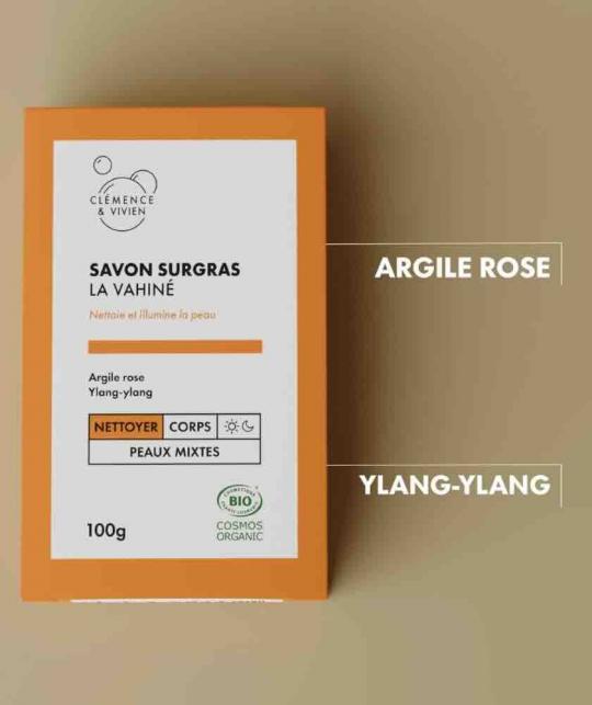 Handgefertigte Naturkosmetik Seife La Vahiné Clémence & Vivien mit pinker Tonerde Sheabutter und Ylang Ylang ätherischem Öl