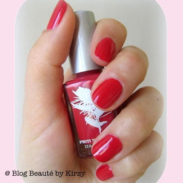 priti-nyc-vernis-a-ongles-flowers-love-lies-bleeding