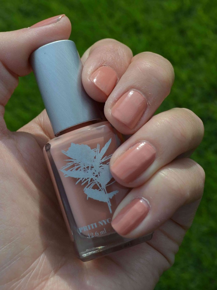 Priti NYC - Vernis à Ongles Flowers - Alister Stella Gray Rose (Stella McCartney)  