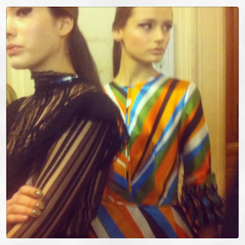 Les vernis Priti NYC au défilé Haute Couture Oscar Carvallo à Paris