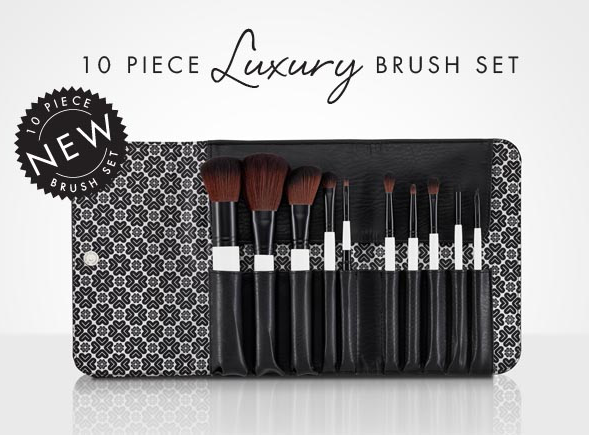 Set Trousse 10 Pinceaux maquillage Lily Lolo maquillage minéral l'Officina Paris magasin en ligne