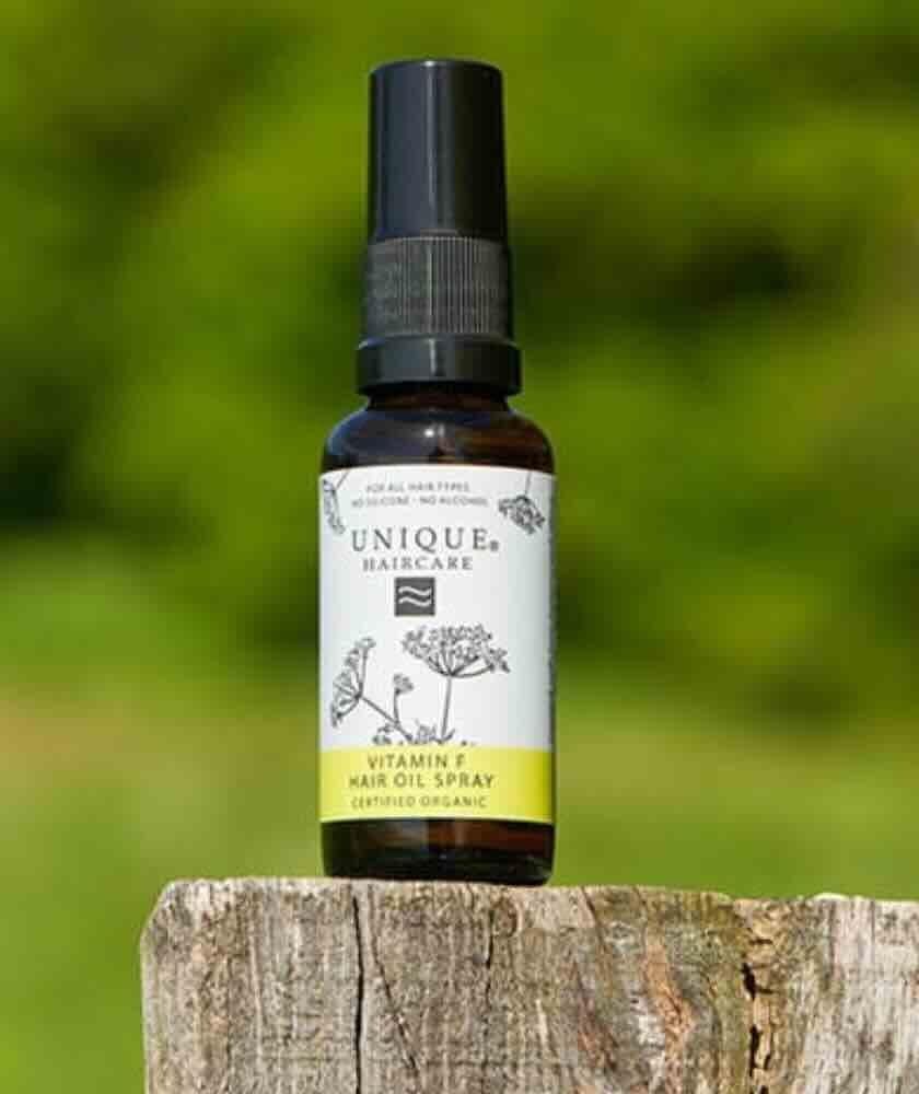 Comment prendre soin de ses cheveux naturellement en été Sérum Cheveux bio Vitamine F spray UNIQUE Haircare cosmétiques naturels l'Officina Paris boutique en ligne